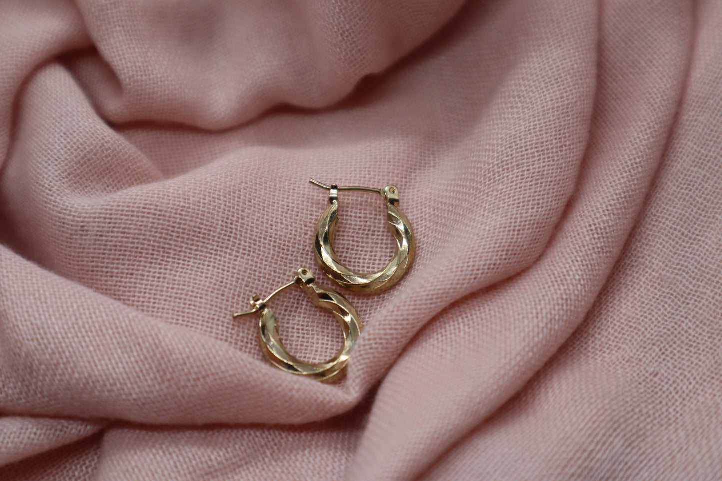 Blanca Hoop