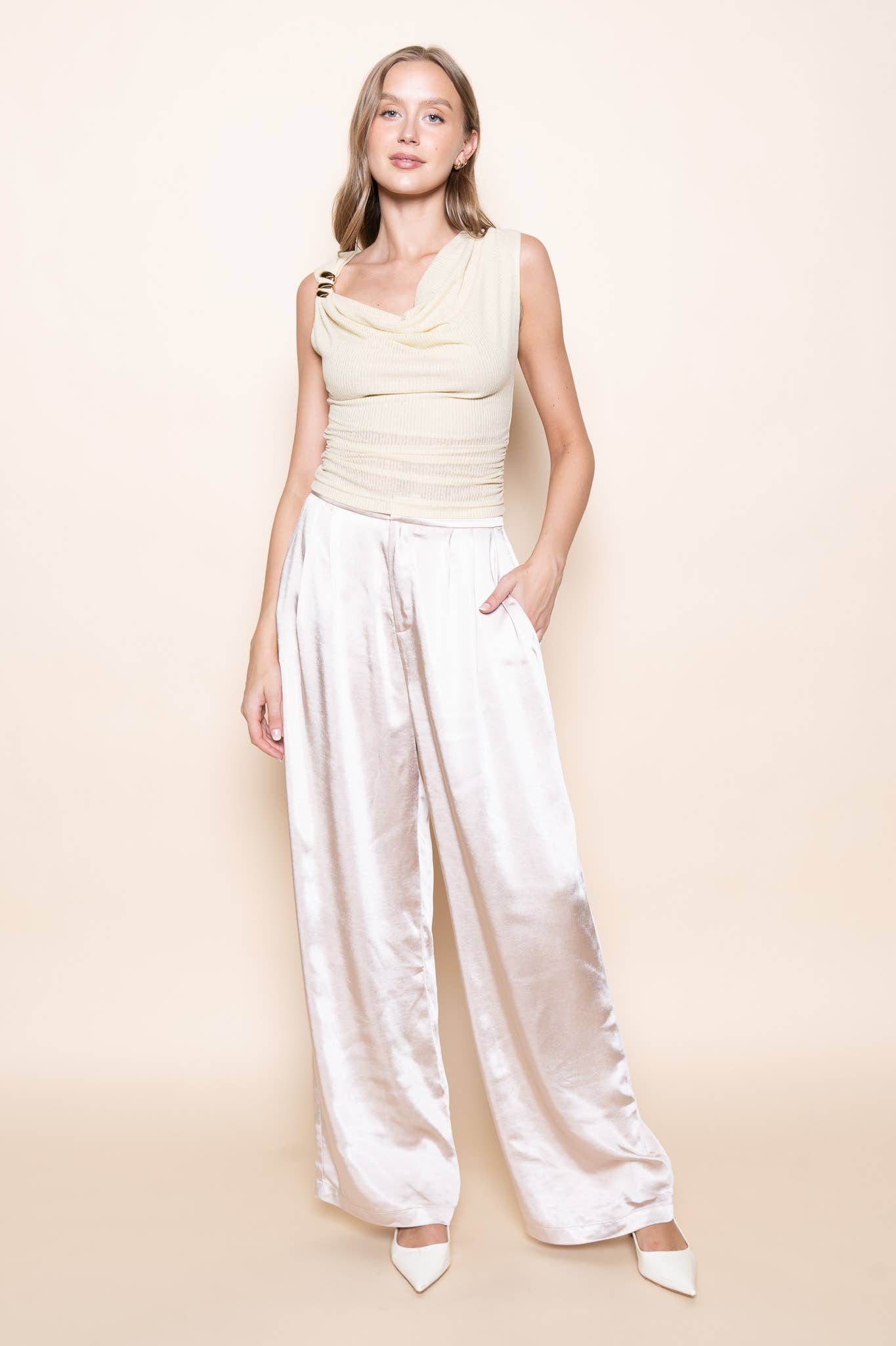 Shoulder Trim Sleeveless Tank