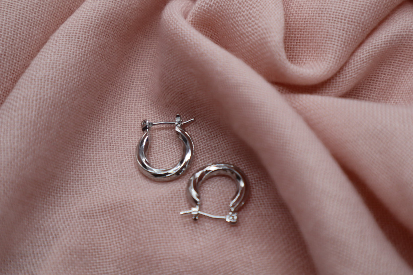Blanca Hoop