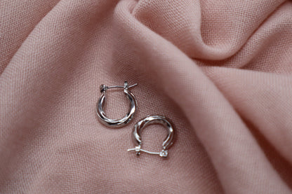 Blanca Hoop