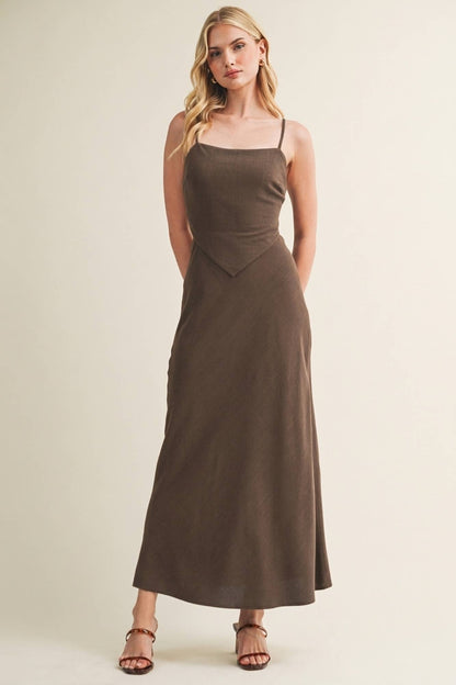 Square-Neck Pointed Waist Maxi Dress