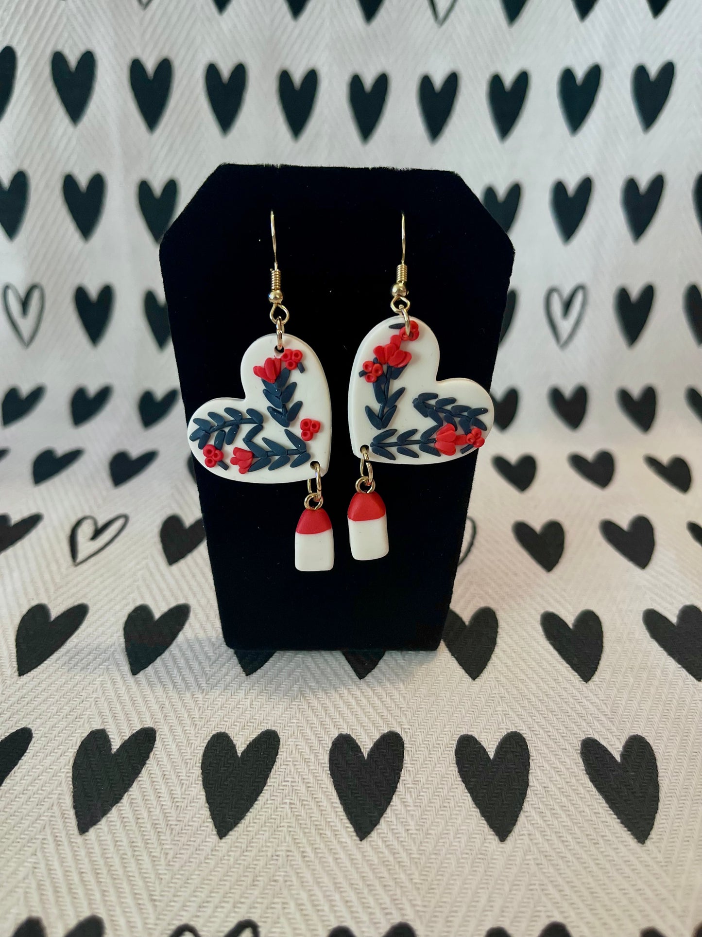 Dangling Heart Earrings